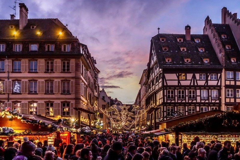Куда поехать на рождественскую ярмарку в этом году: 10 стран и 20 городов Европы 