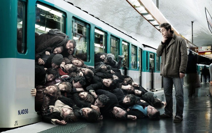 толпа в метро